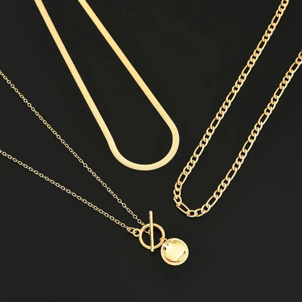 Salomón – Collar multicapa con moneda