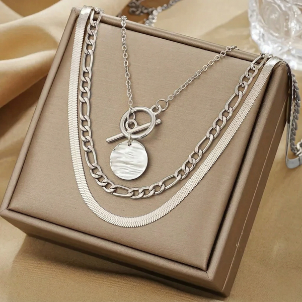 Salomón – Collar multicapa con moneda