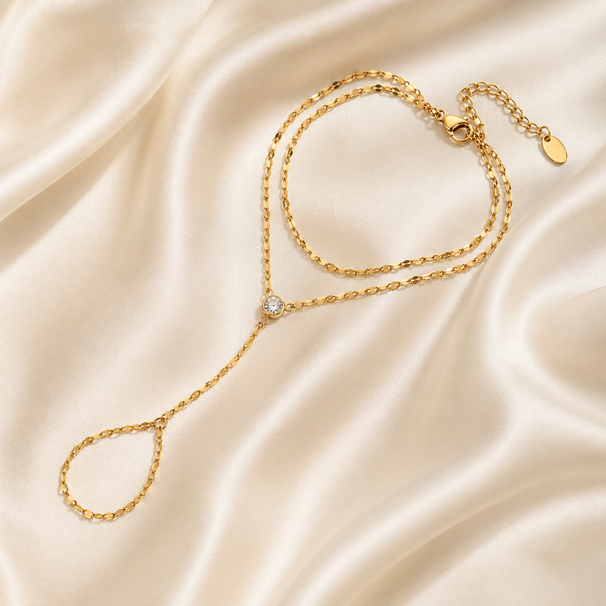 Afterglow – Pulsera hand chain de doble capa con circonita en oro