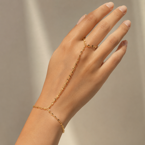 Bar – Pulsera hand chain de eslabones planos en oro