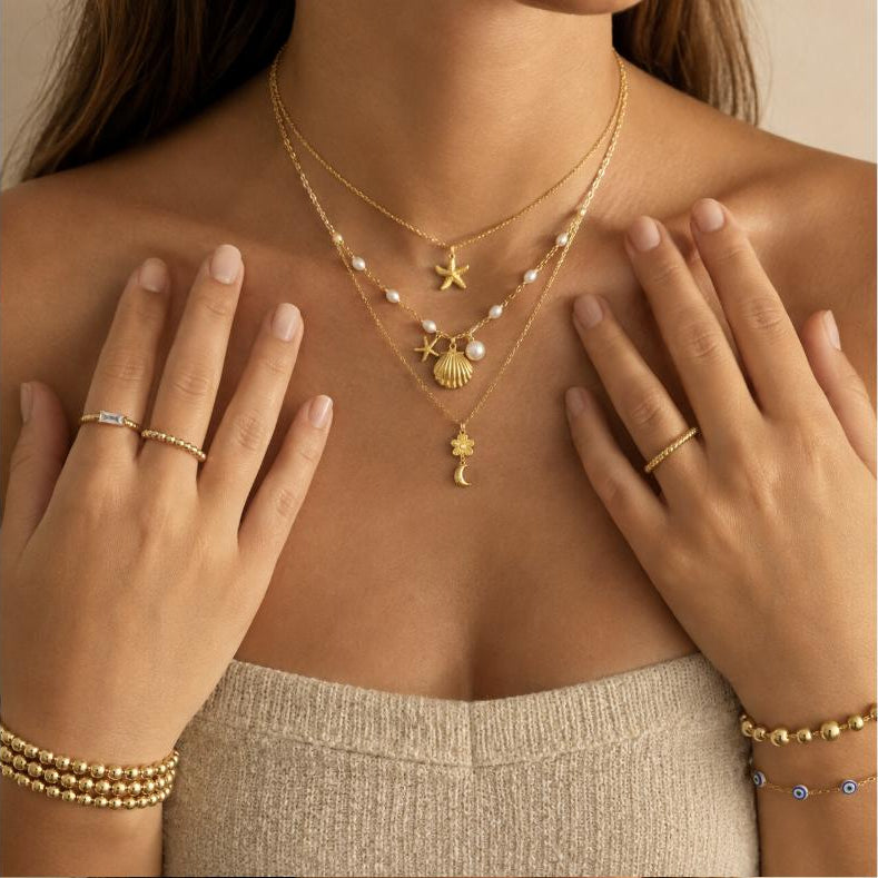 Santiago – Gold shell necklace