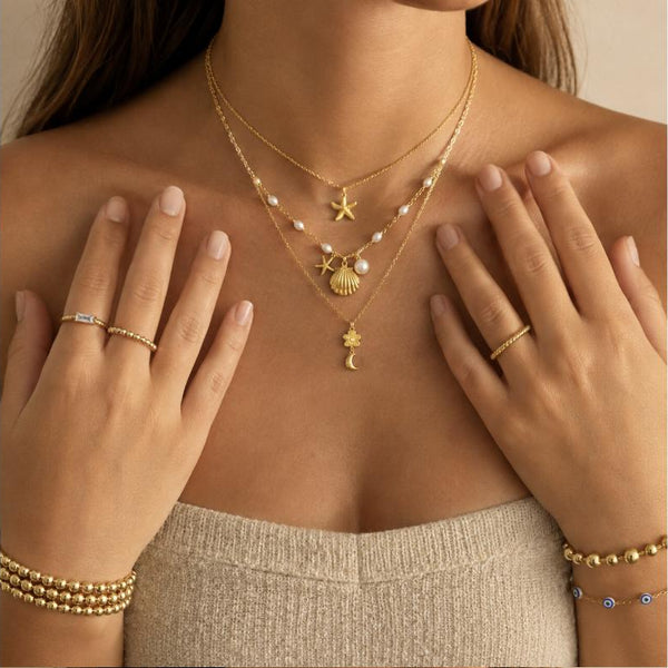 Santiago – Gold shell necklace
