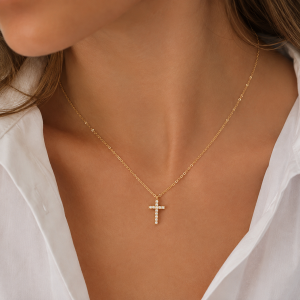 Faith – Gold zirconia cross necklace