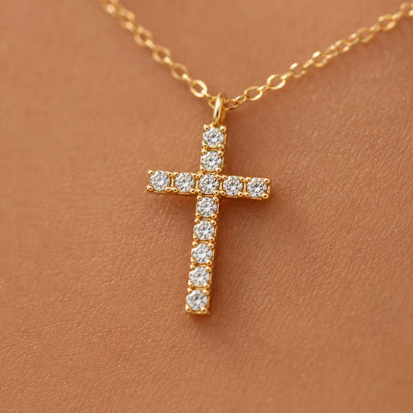 Faith – Gold zirconia cross necklace