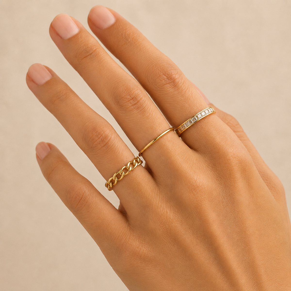 Effortless – Anillo banda redonda pulida en oro