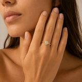 Cupid – Anillo corazón de cristal con halo en oro