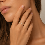 Eternity – Anillo eternity de cristales diminutos en oro