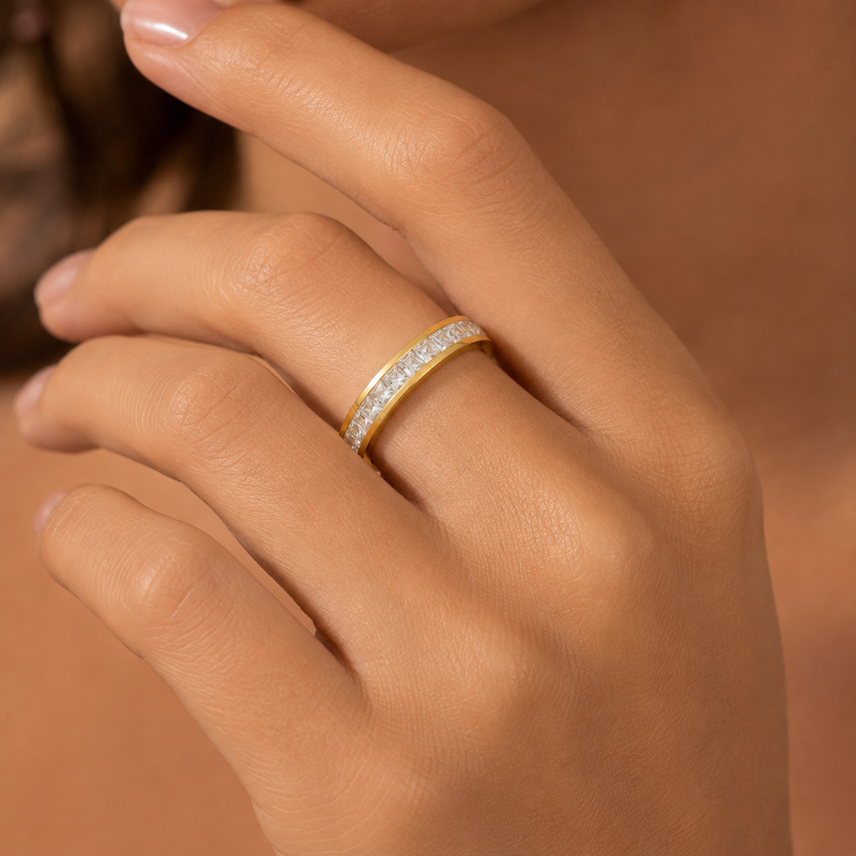 Princess – Anillo eternity de cristales princesa en oro