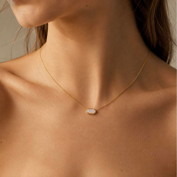 Shekinah – Gold opal pendant necklace
