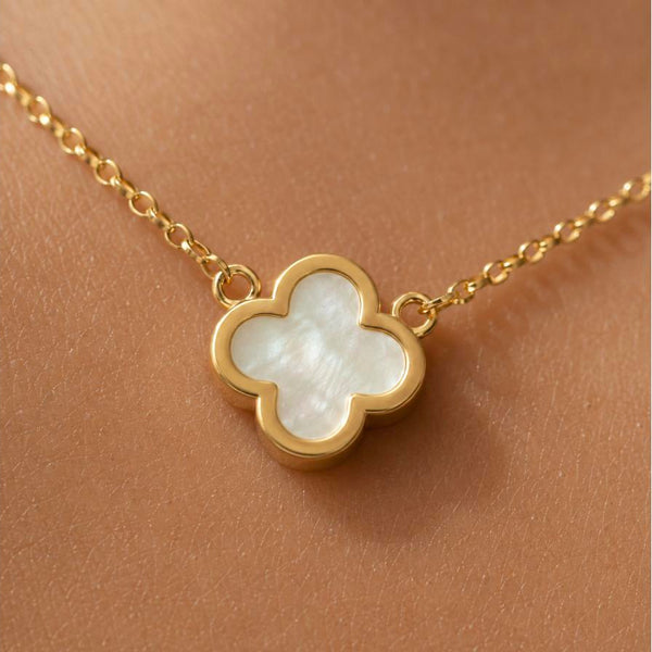 San Patricio – Collar con trébol de cuatro hojas en oro