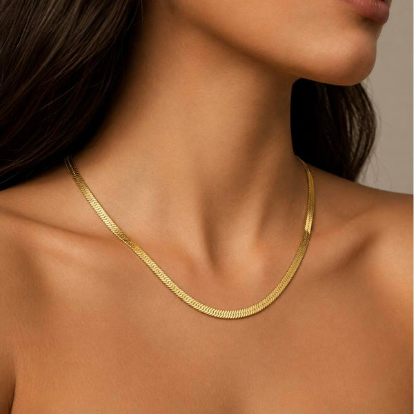 Prudence – Gold snake necklace